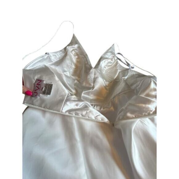NWT - JVN by JOVANI Ivory Dress - Size 10 - Picture 14 of 16